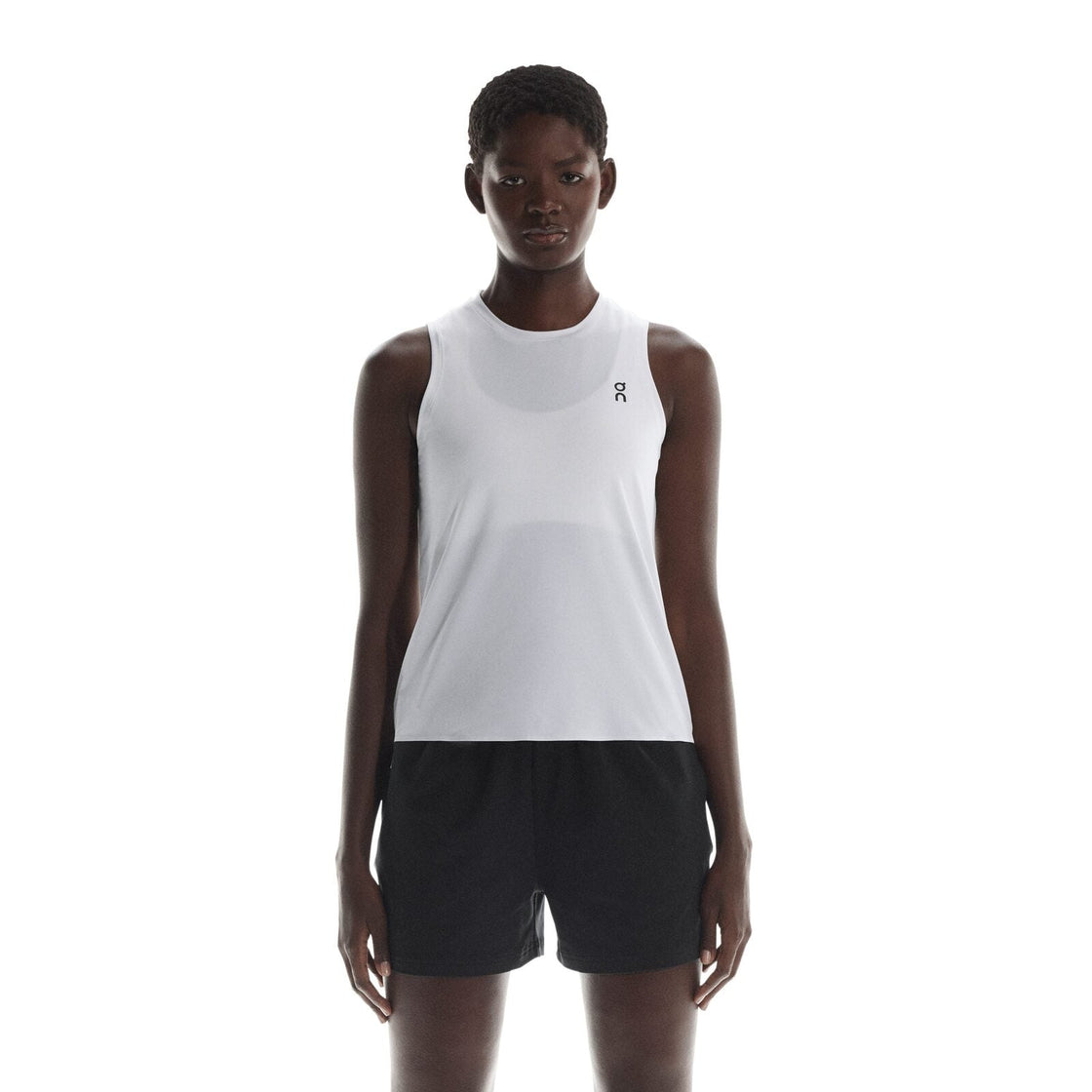 1WE11070108-court_tank-ss25-all white-w-1×1-tr-PLP