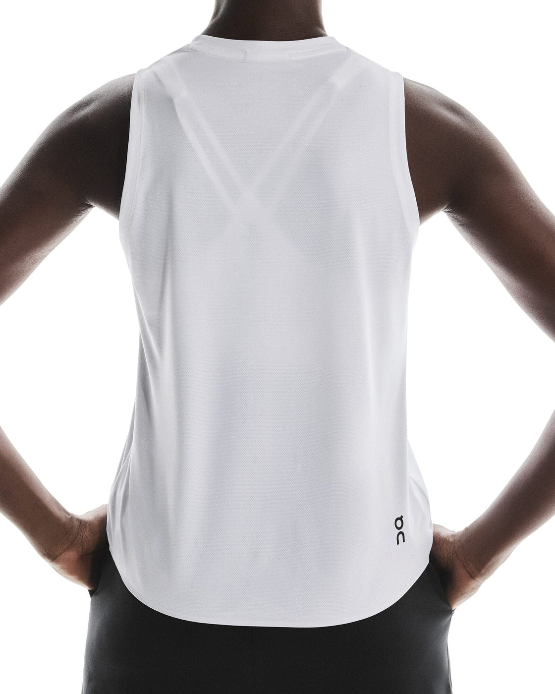 1WE11070108-court_tank-ss25-all white-w-4×5-tr-g4