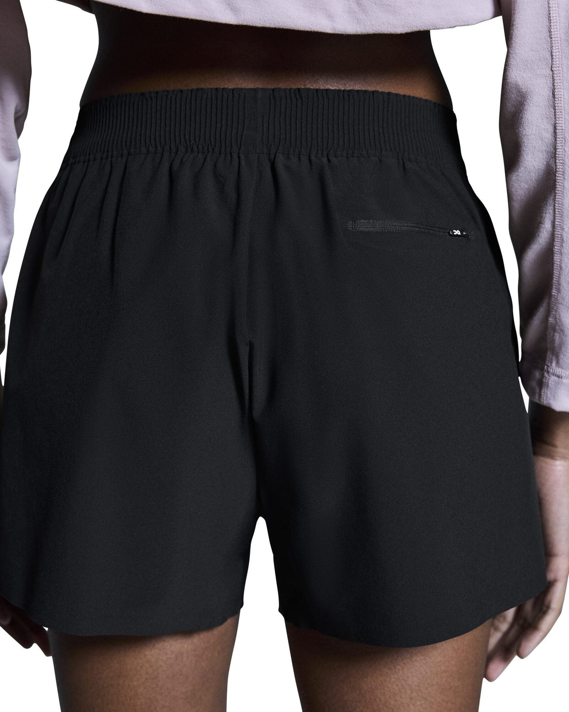 1WF10330553-train_shorts-ss25-black-w-4×5-tr-g5