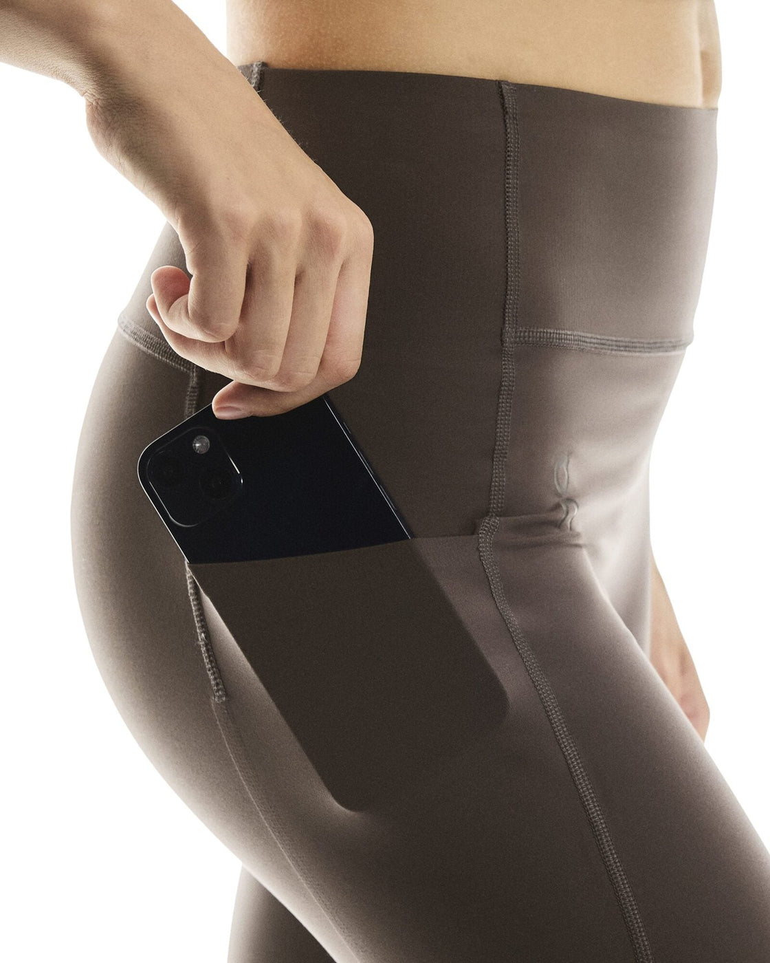 1WF10580569-studio_tights-fw25-pebble-w-4×5-tr-g7