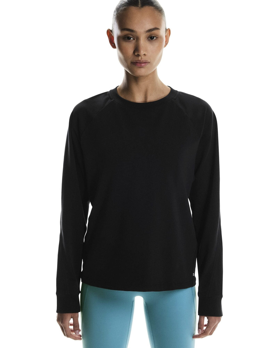 1WF30800553-studio_crew-fw25-black-w-4×5-tr-g3