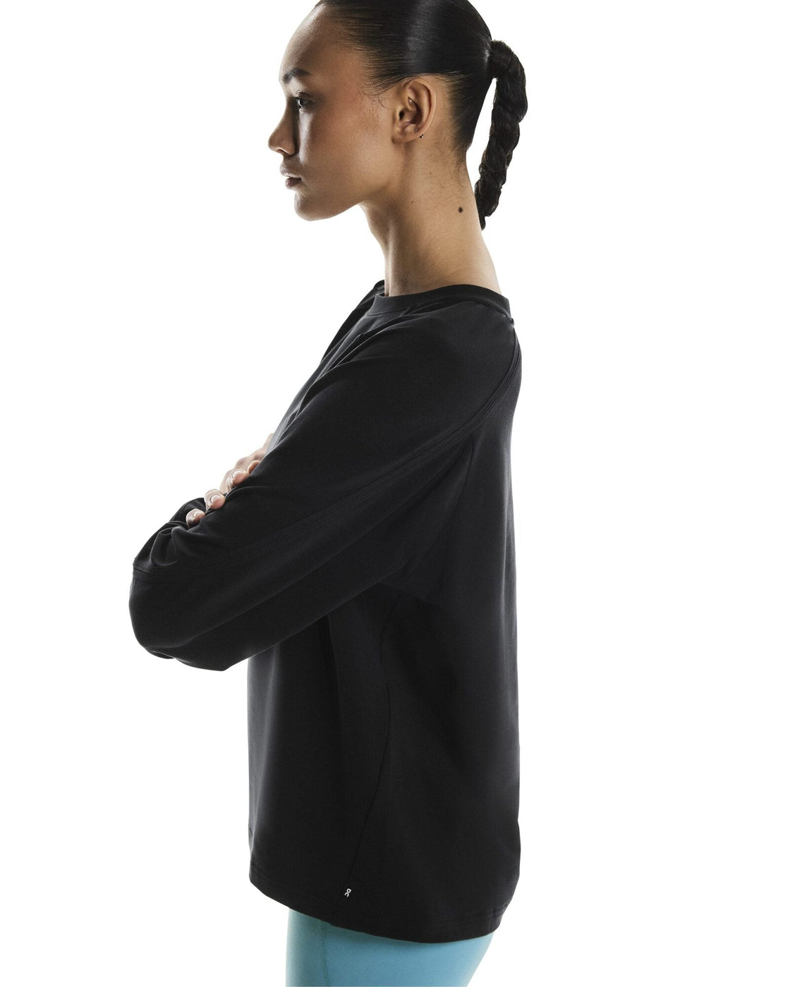 1WF30800553-studio_crew-fw25-black-w-4×5-tr-g5