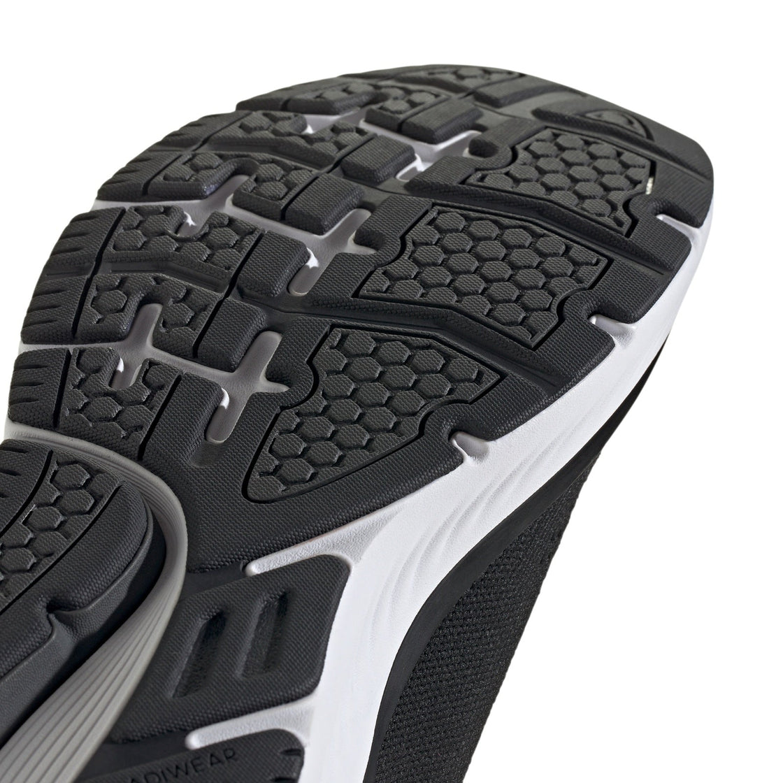 ID4066_8_FOOTWEAR_Photography_Detail View 1_transparent