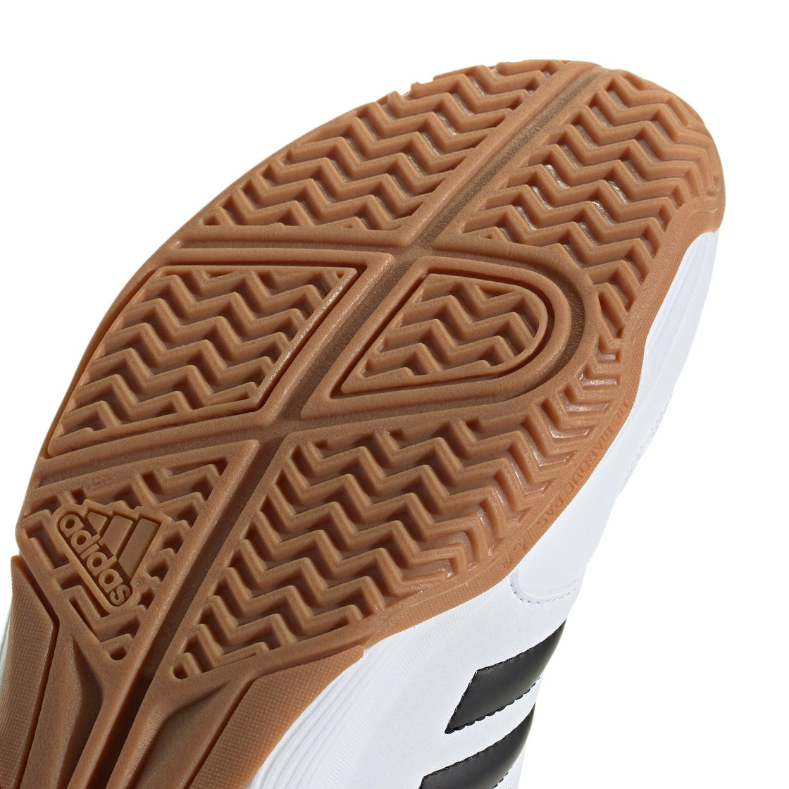 IE8032_8_FOOTWEAR_Photography_Detail View 1_transparent