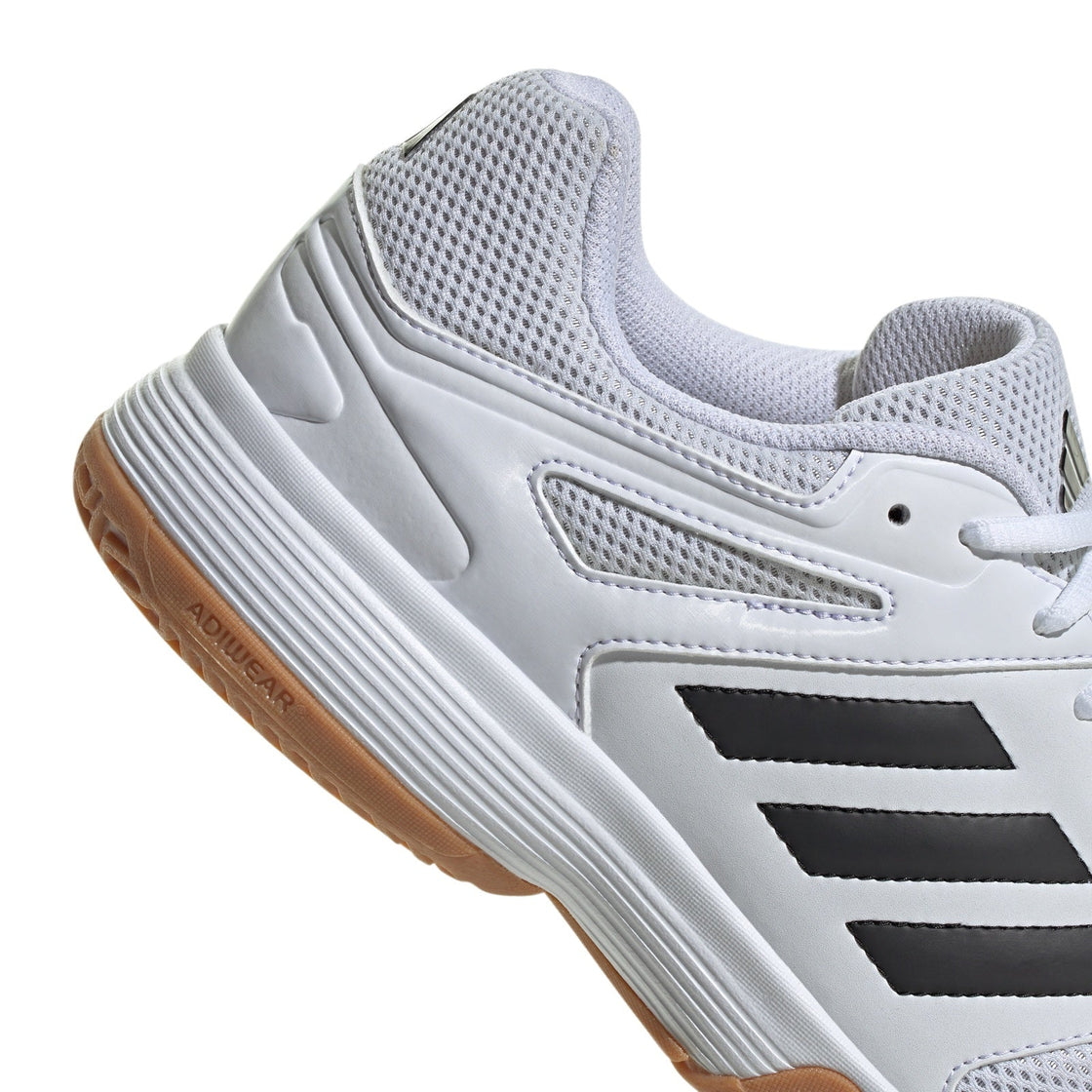 IE8032_9_FOOTWEAR_Photography_Detail View 2_transparent