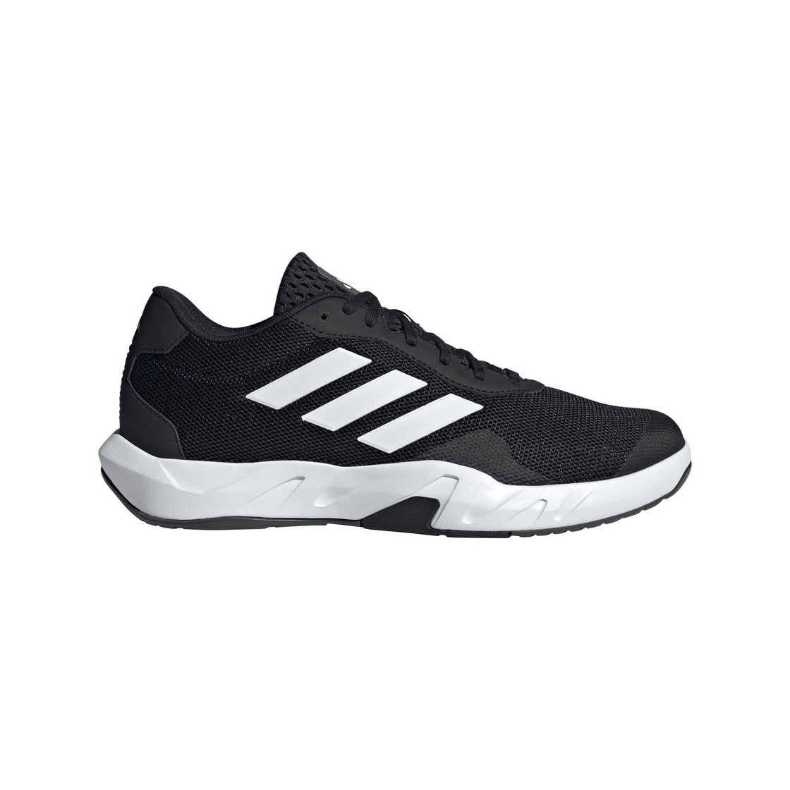 IF0953_1_FOOTWEAR_Photography_Side Lateral Center View_transparent
