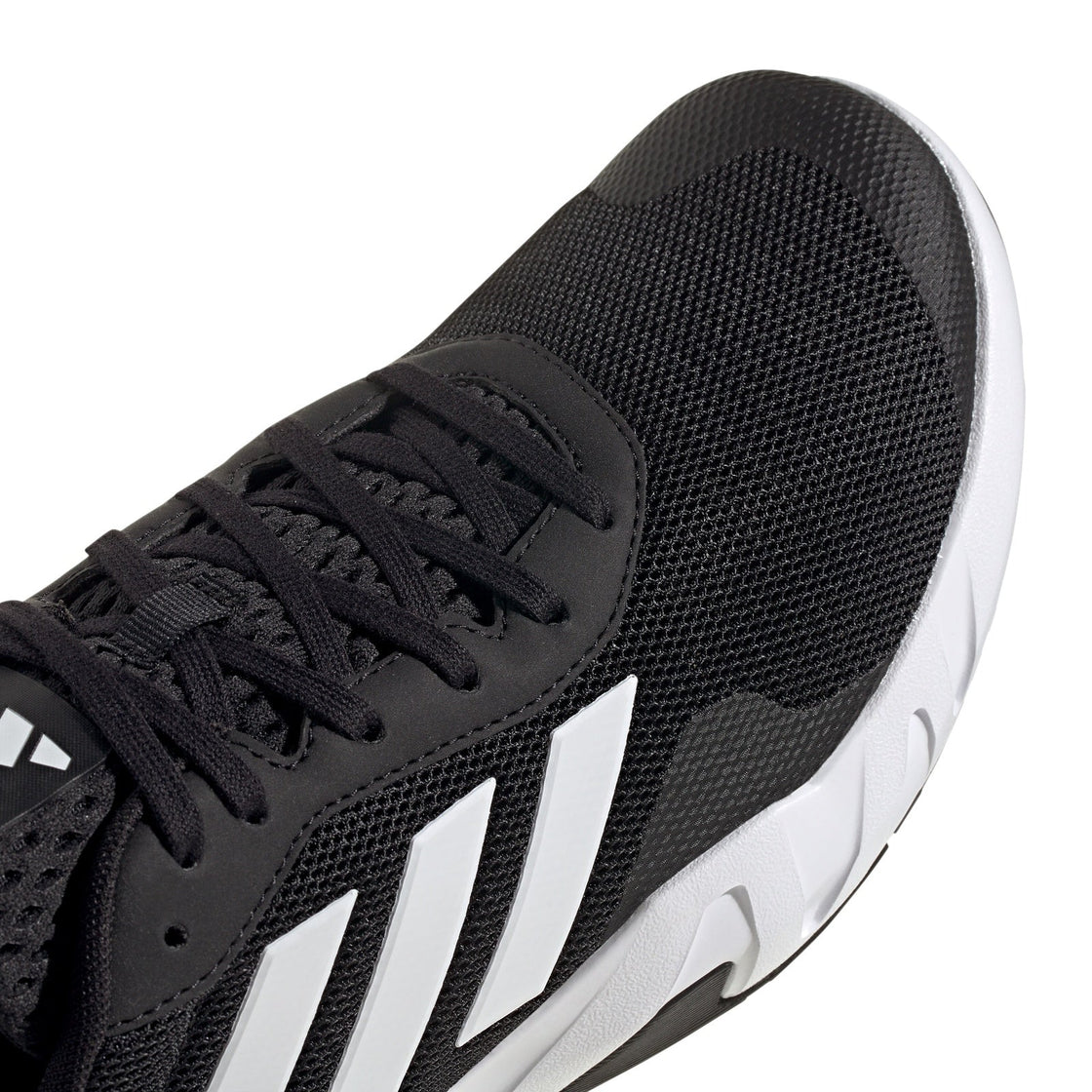 IF0953_9_FOOTWEAR_Photography_Detail View 2_transparent