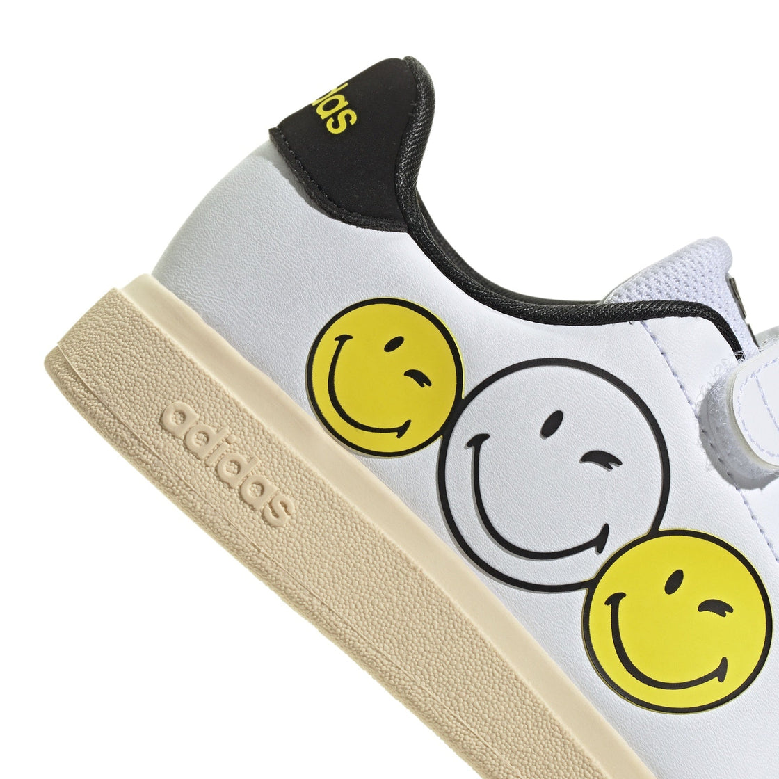 IH6251_8_FOOTWEAR_Photography_Detail View 1_transparent
