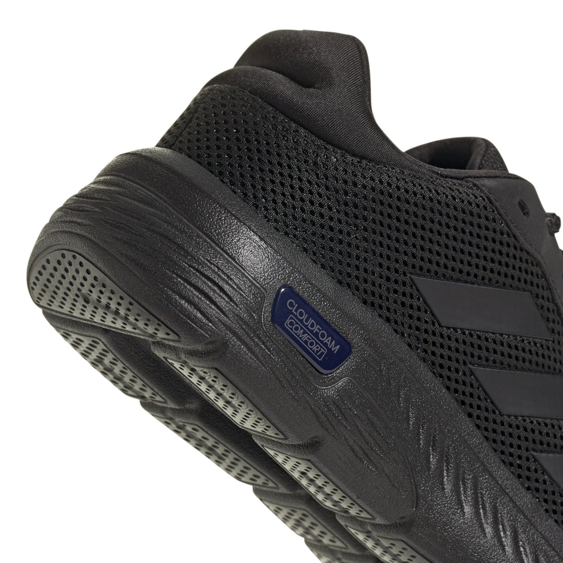 IH6125_9_FOOTWEAR_Photography_Detail View 2_transparent