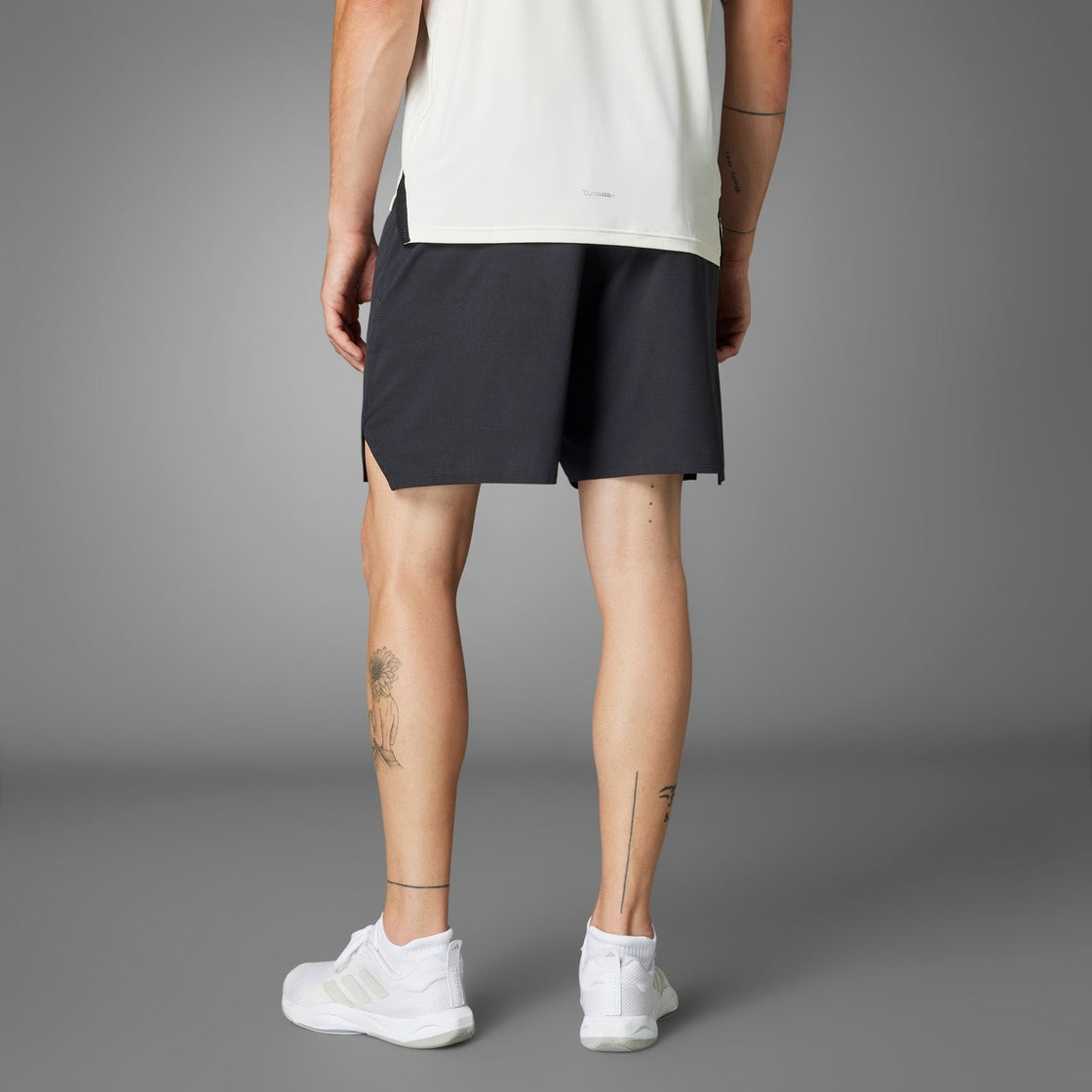 IS3732_6_APPAREL_Photography_HeroMrktng View 3