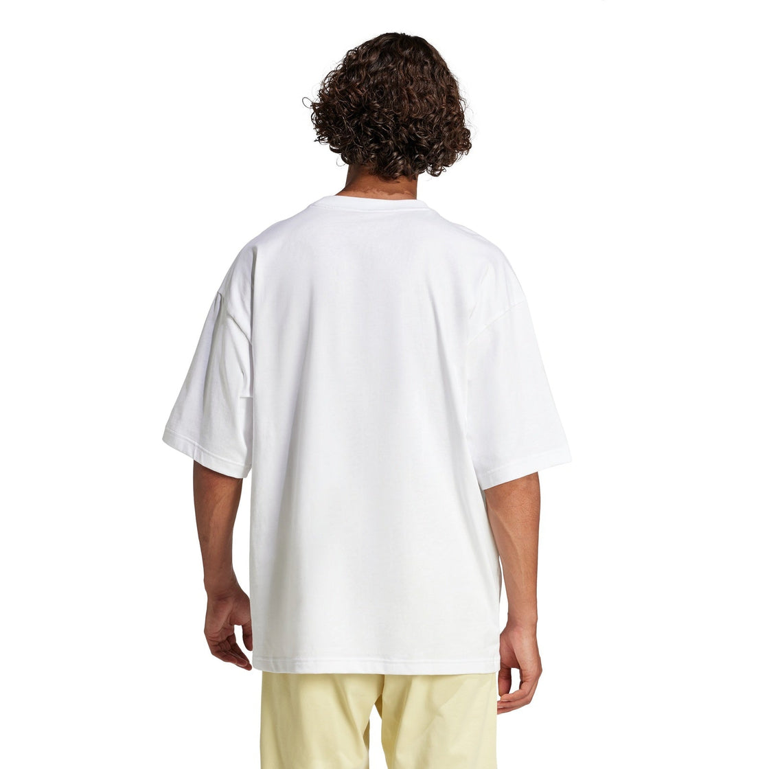 JC5339_3_APPAREL_On Model_Back View_transparent