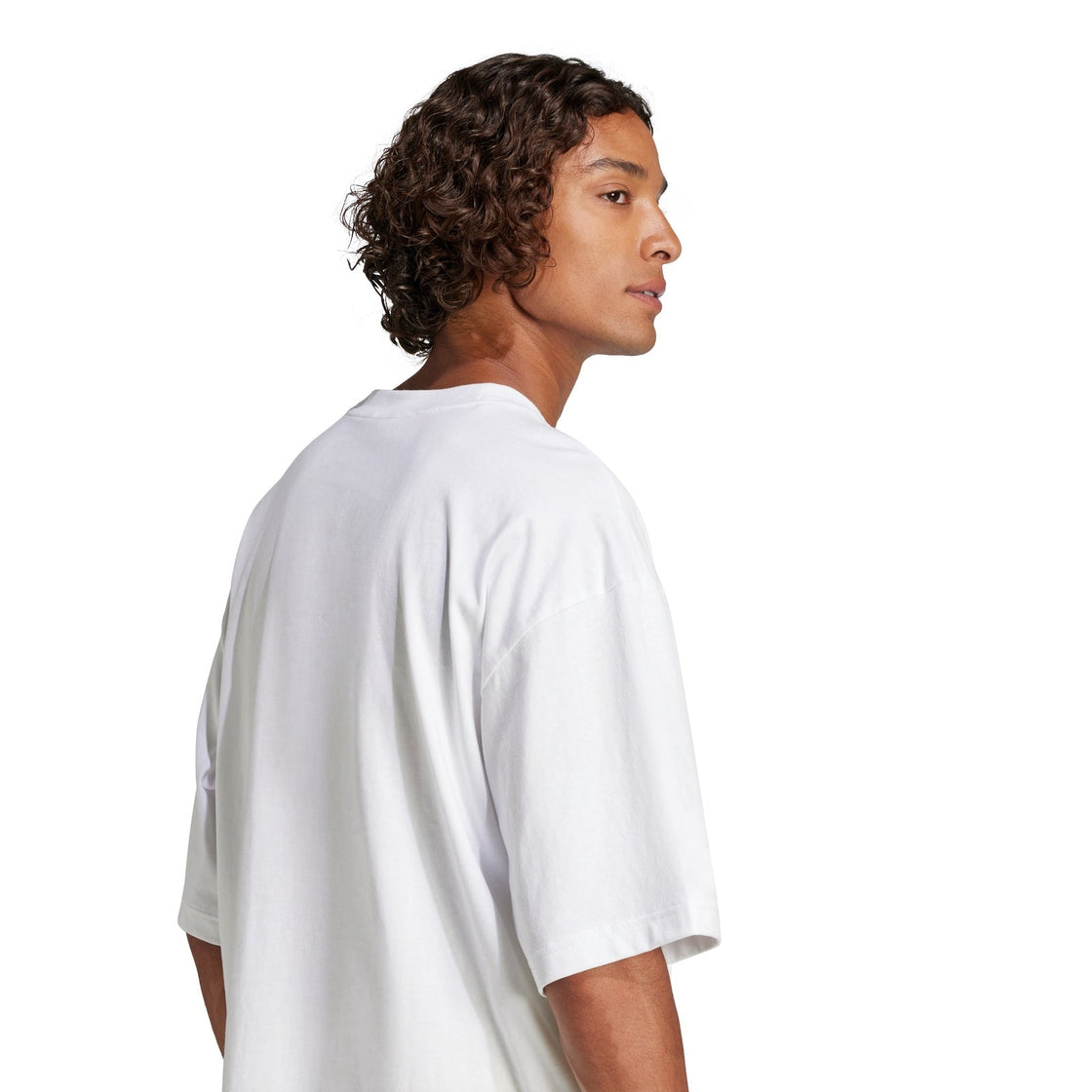 JC5339_6_APPAREL_On Model_Detail View 2_transparent