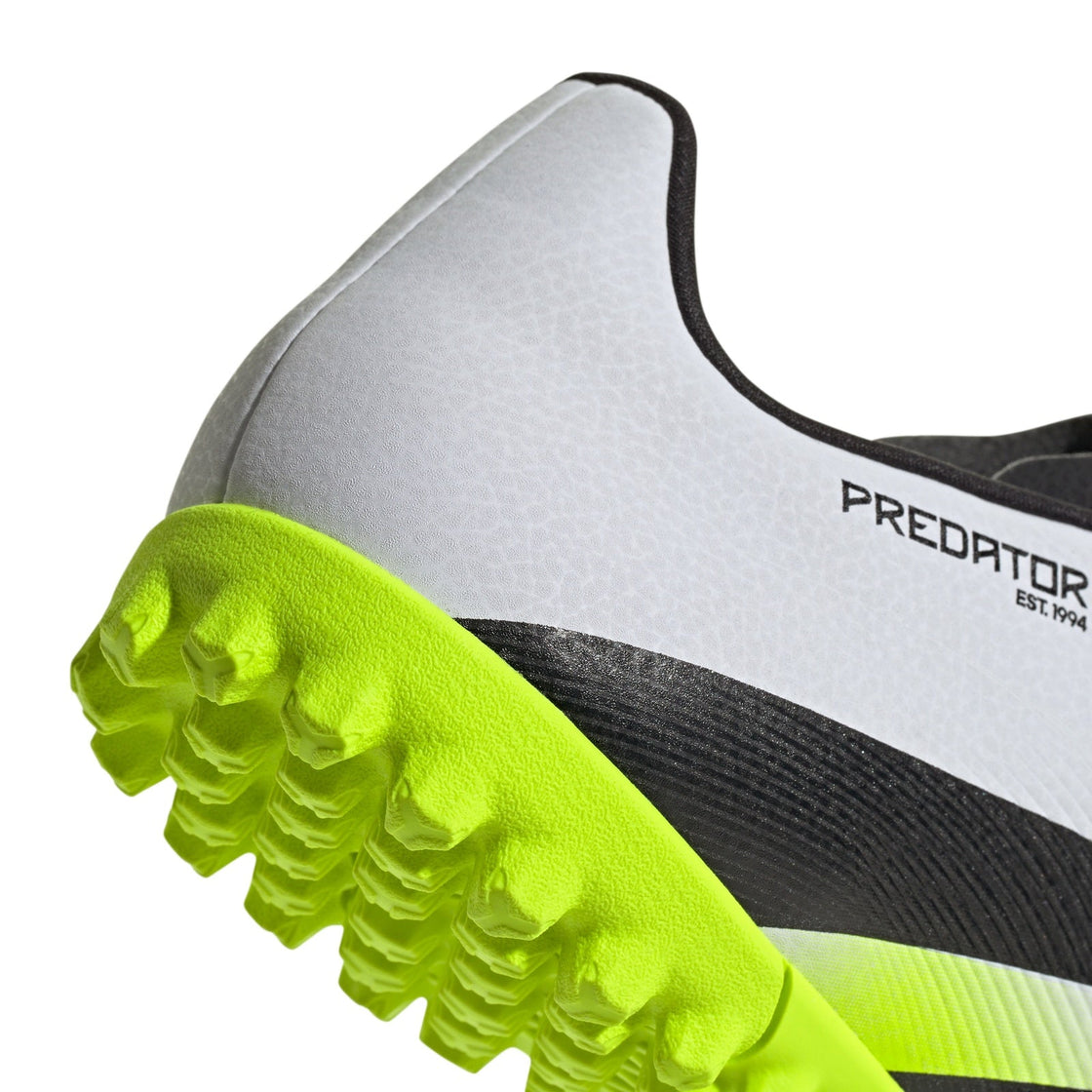JH8854_7_FOOTWEAR_Photography_Detail View 1_transparent