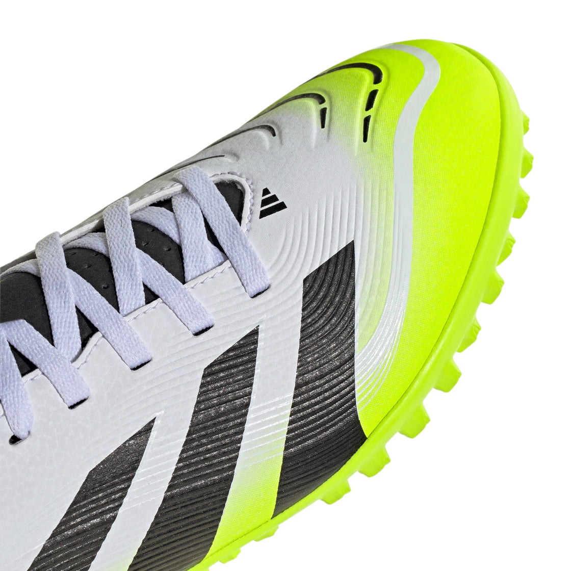 JH8854_8_FOOTWEAR_Photography_Detail View 2_transparent