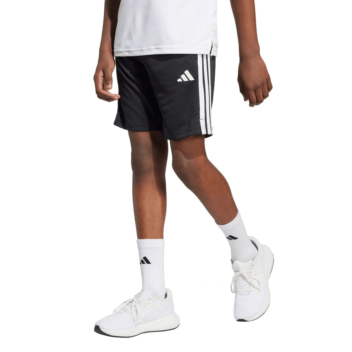 JJ1038_2_APPAREL_On Model_Standard View_transparent