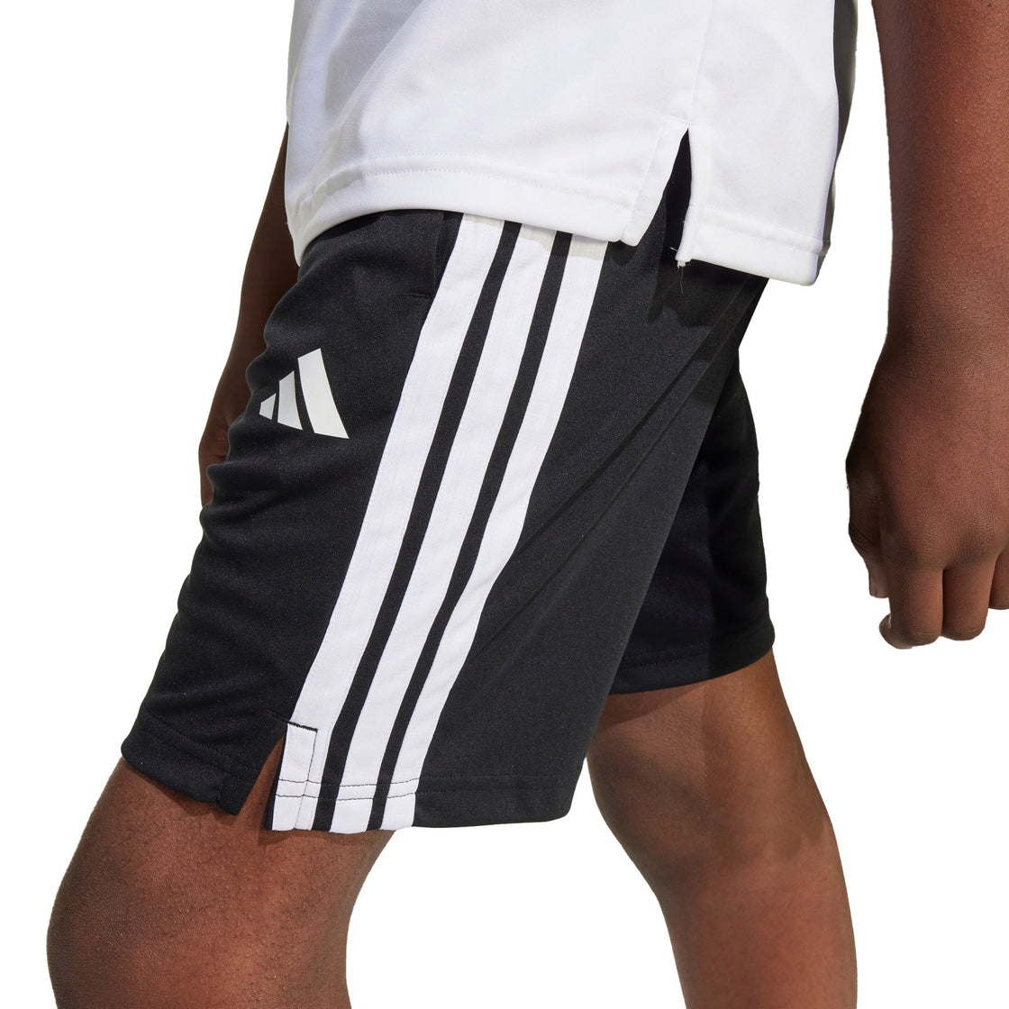 JJ1038_5_APPAREL_On Model_Detail View 1_transparent