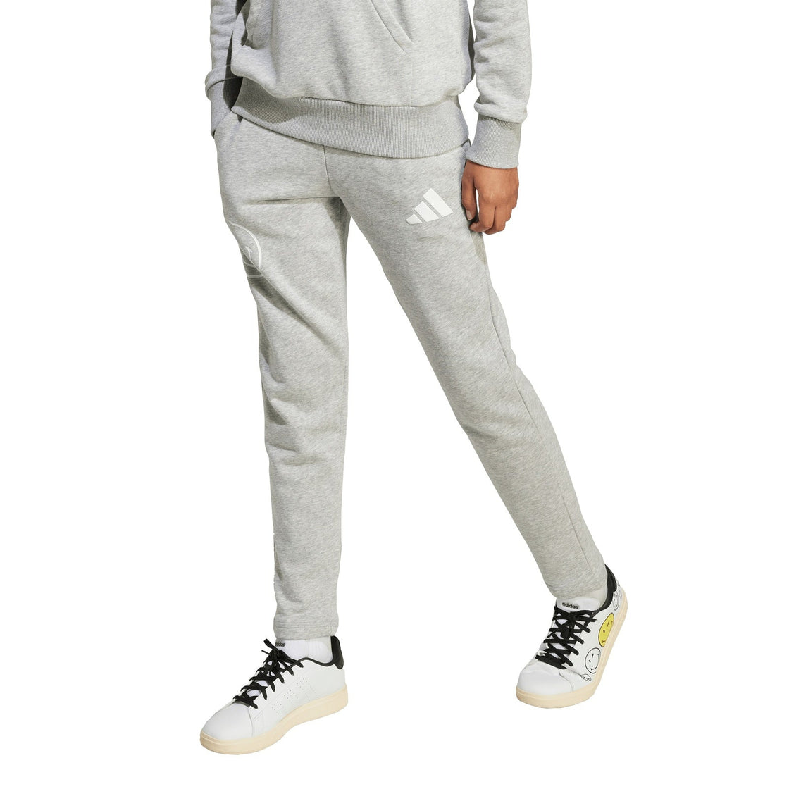 JN2148_2_APPAREL_On Model_Standard View_transparent