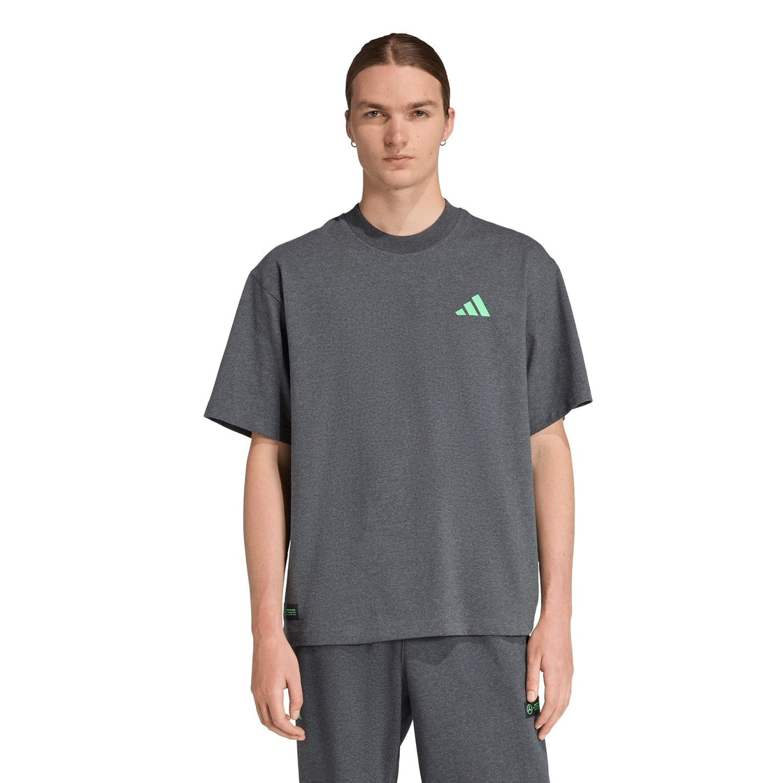 JX8775_2_APPAREL_On Model_Standard View_transparent