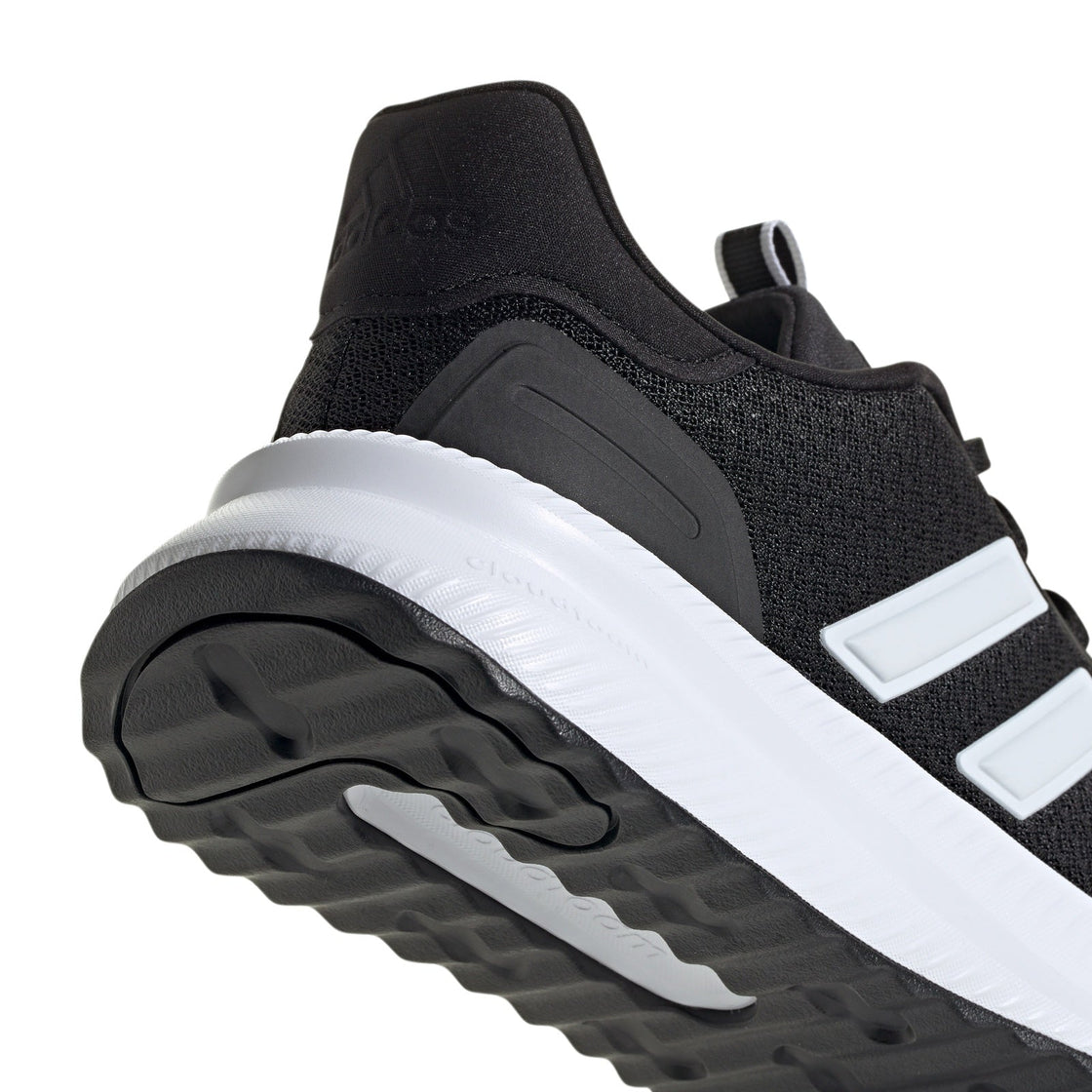 ID0468_9_FOOTWEAR_Photography_Detail View 2_transparent