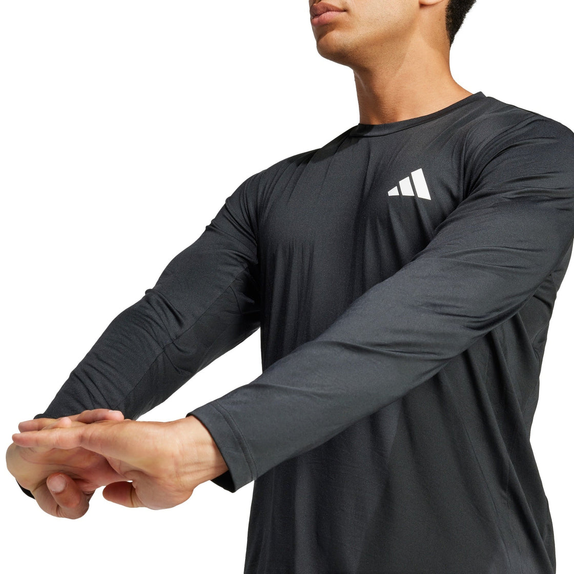 JC7715_6_APPAREL_On Model_Detail View 1_transparent