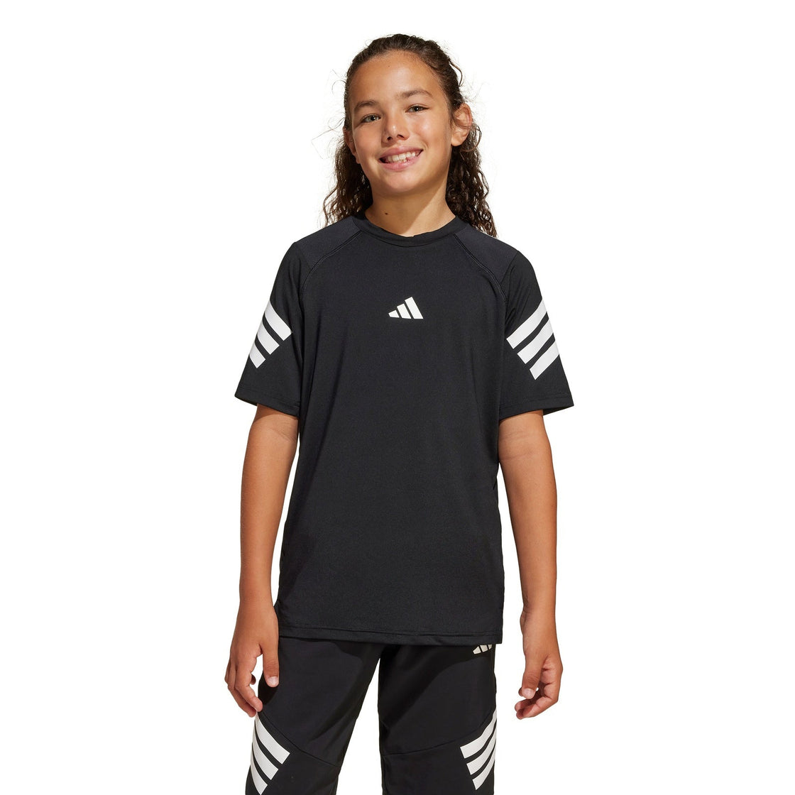 JD0119_3_APPAREL_On Model_Standard View_transparent
