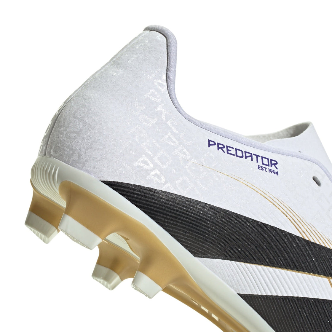 JH8849_8_FOOTWEAR_Photography_Detail View 2_transparent