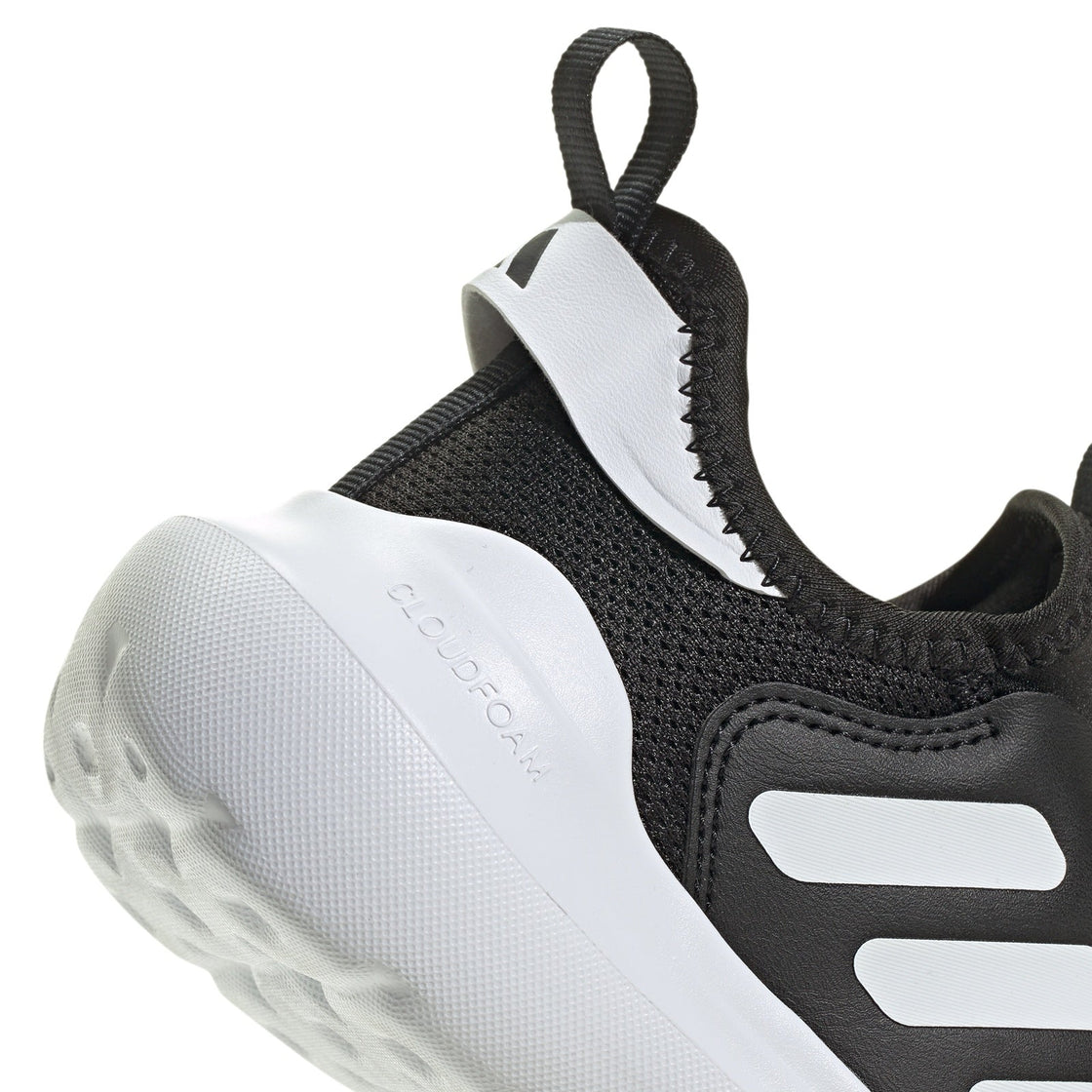 JR2722_8_FOOTWEAR_Photography_Detail View 1_transparent