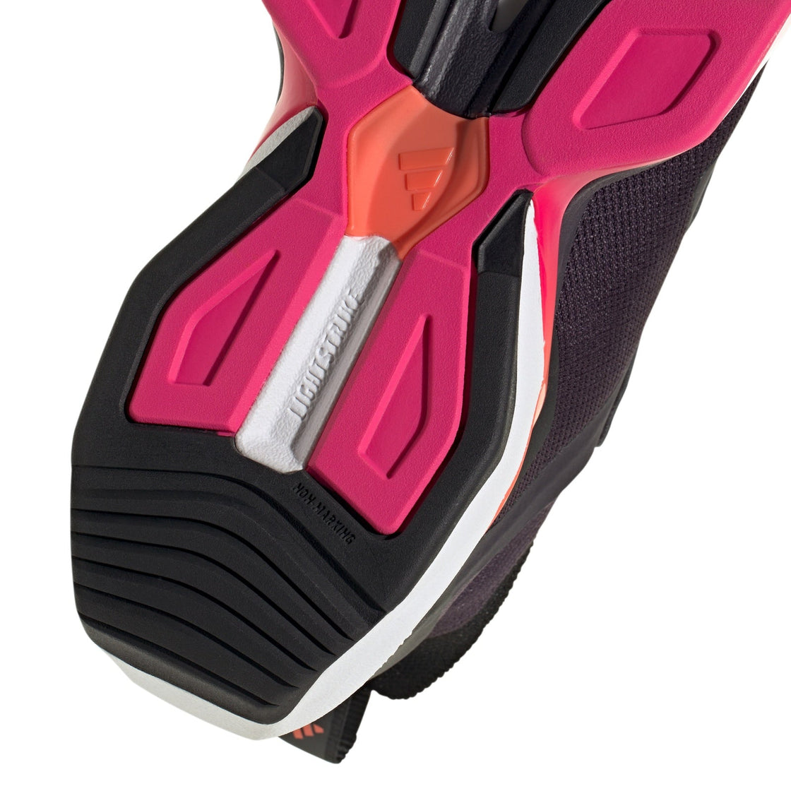 JS3169_9_FOOTWEAR_Photography_Detail View 2_transparent