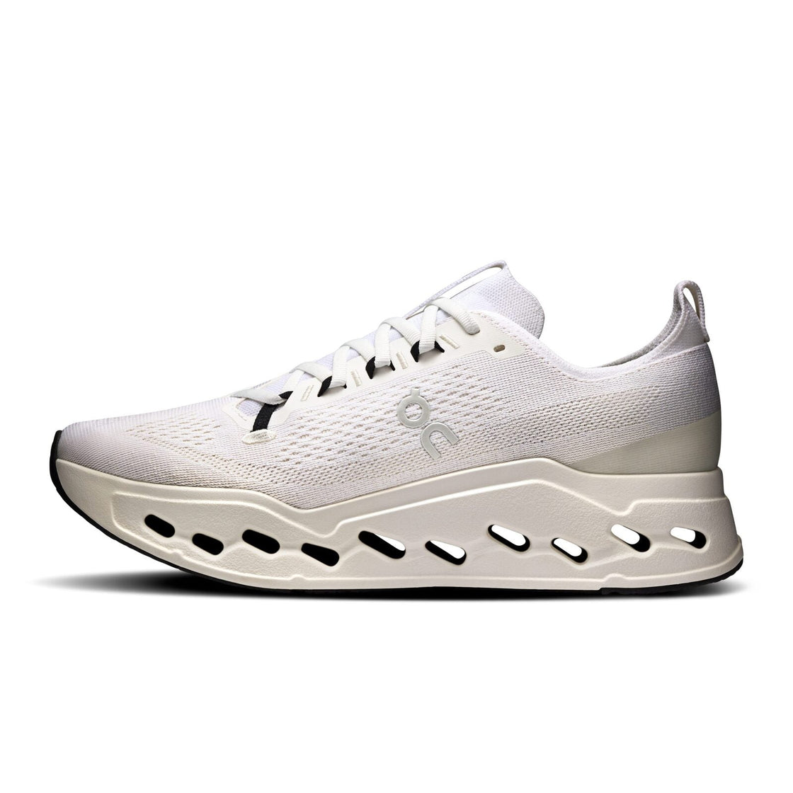 3MF30431200-cloudsurfer_max_1-fw25-white_white-m-g4