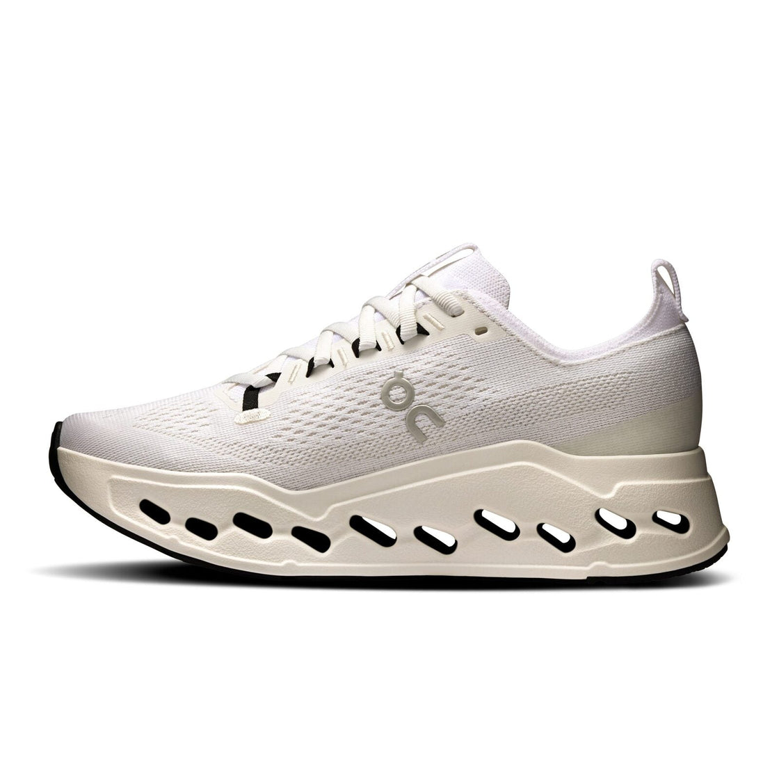 3WF30221200-cloudsurfer_max_1-fw25-white_white-w-g4