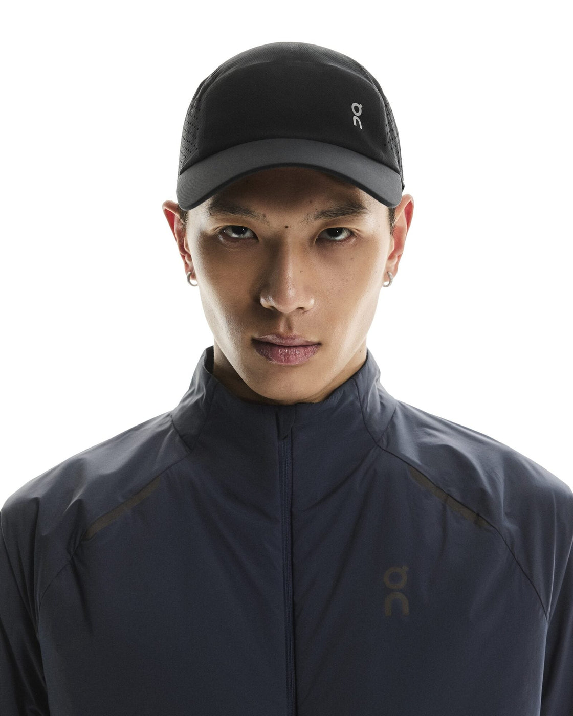 2UF10330553-lightweight_cap-fw25-black-u-4×5-tr-g1