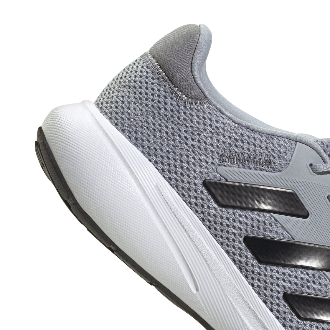 IH6102_9_FOOTWEAR_Photography_Detail View 2_transparent