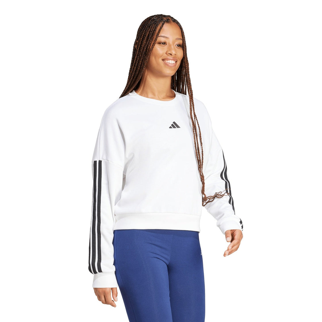 JD5285_5_APPAREL_On Model_Walking View_transparent