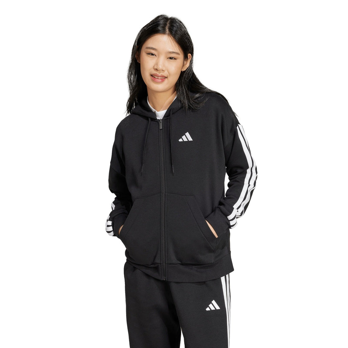 JE1283_2_APPAREL_On Model_Standard View_transparent