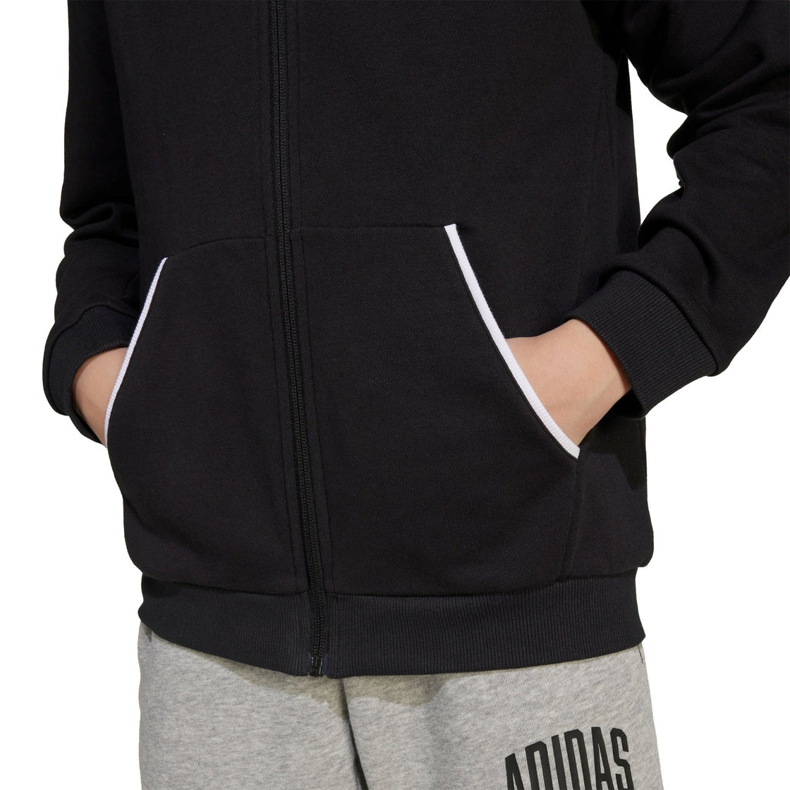 JM1534_6_APPAREL_On Model_Detail View 2_transparent