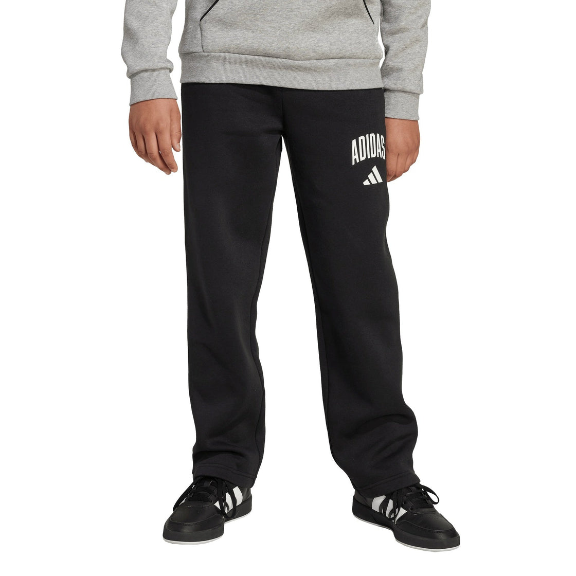 JM1538_2_APPAREL_On Model_Standard View_transparent