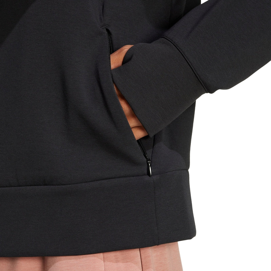 JP2655_6_APPAREL_On Model_Detail View 1_transparent