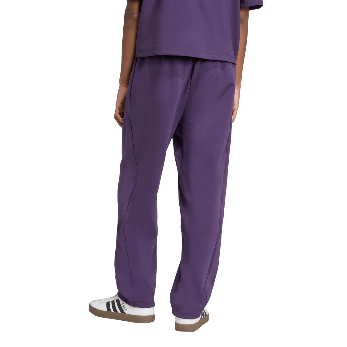 JW4778_3_APPAREL_On Model_Back View_transparent