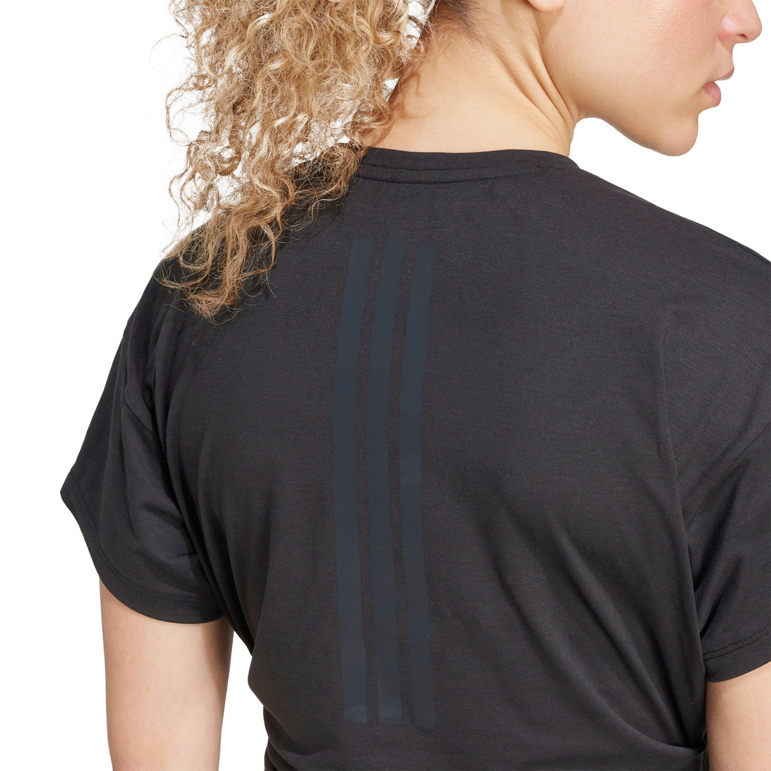 JX1190_7_APPAREL_On Model_Detail View 2_transparent