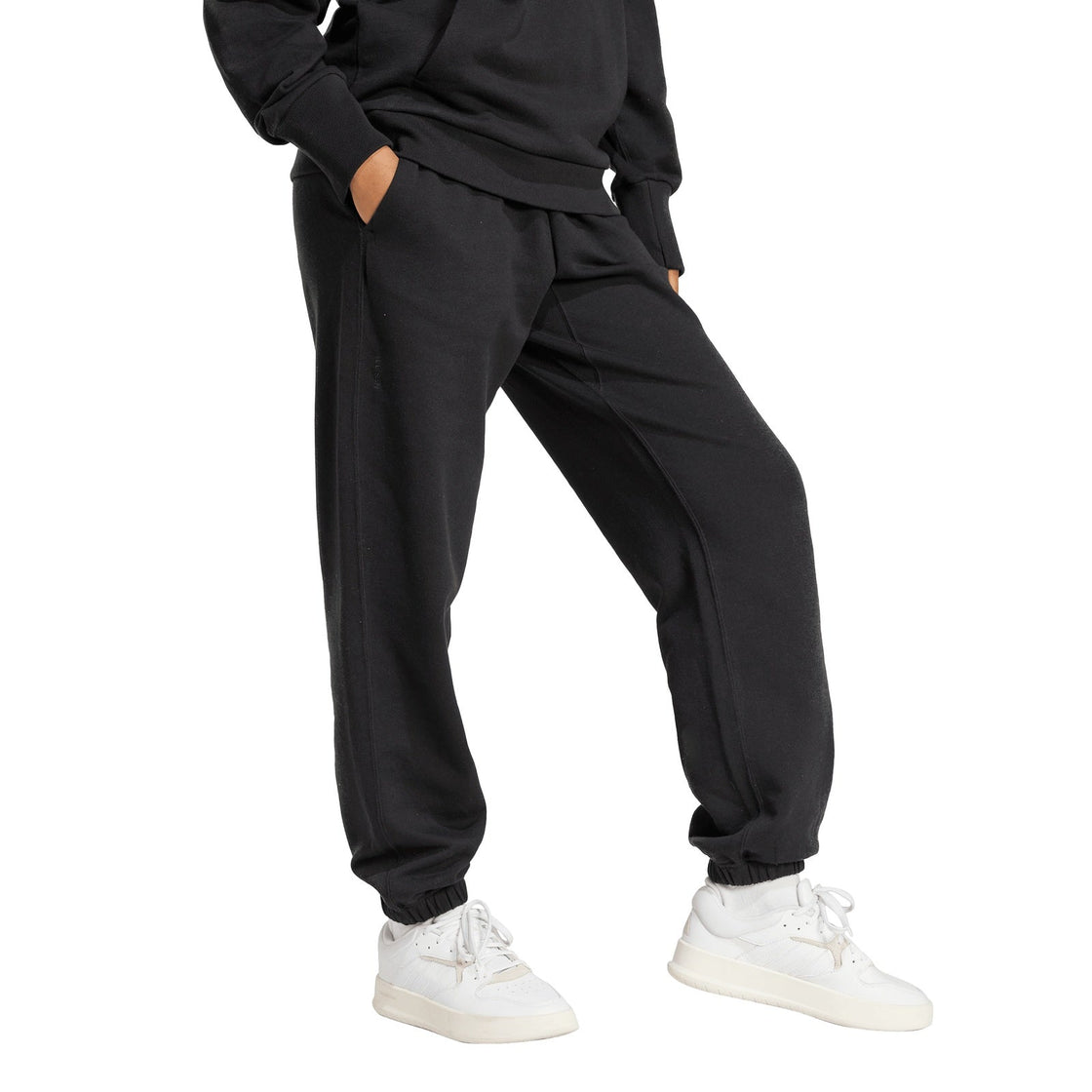 IX3810_6_APPAREL_On Model_Walking View_transparent