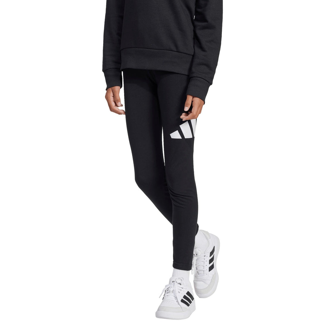 JC9632_2_APPAREL_On Model_Standard View_transparent