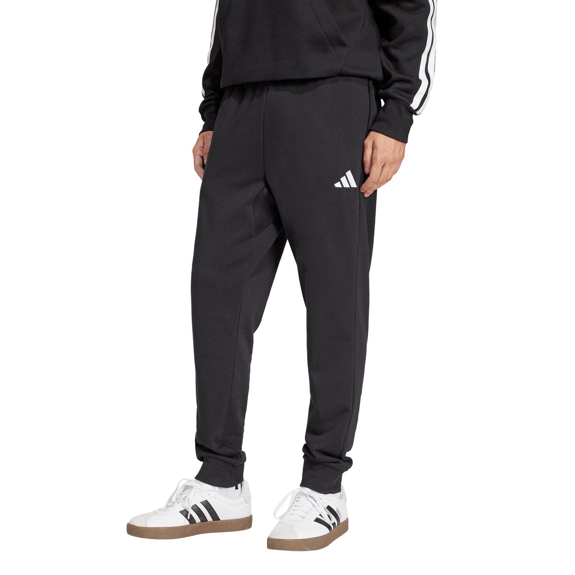 JE3854_2_APPAREL_On Model_Standard View_transparent