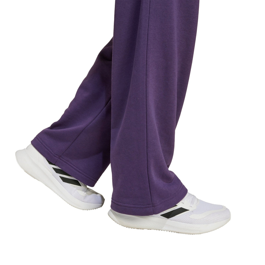 JV7373_6_APPAREL_On Model_Detail View 2_transparent
