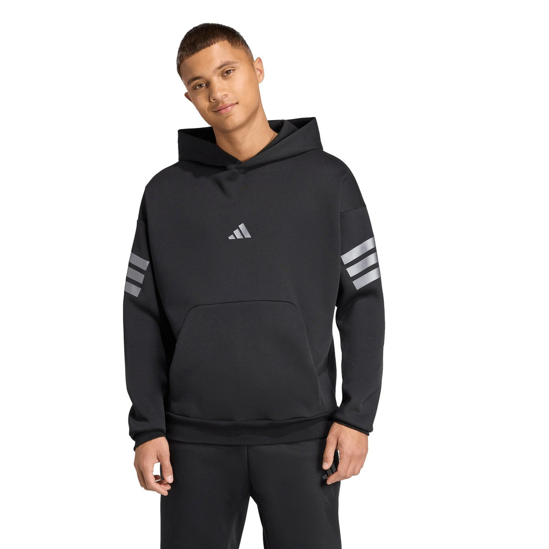 JX1956_2_APPAREL_On Model_Standard View_transparent