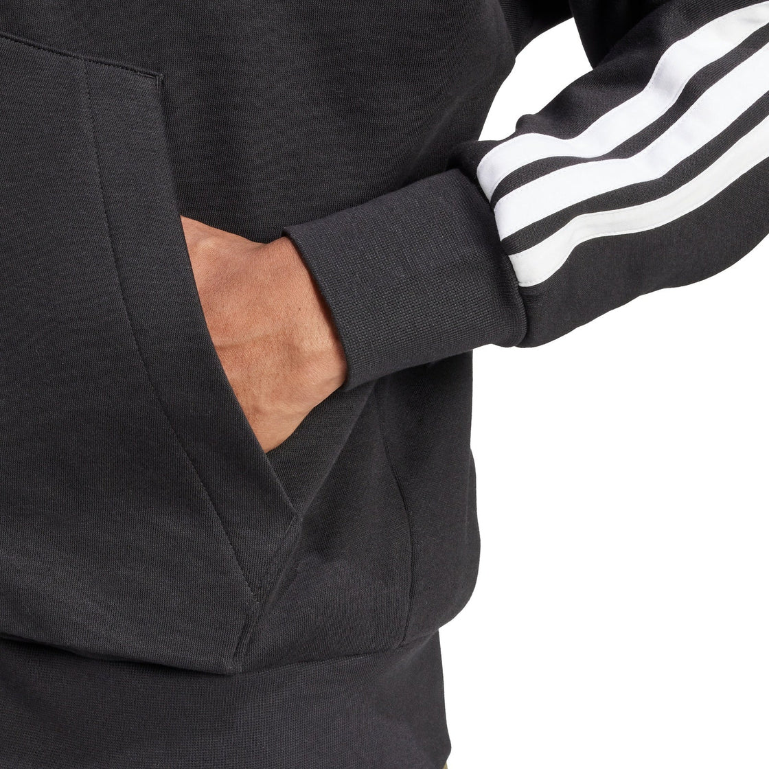 JD1870_6_APPAREL_On Model_Detail View 2_transparent