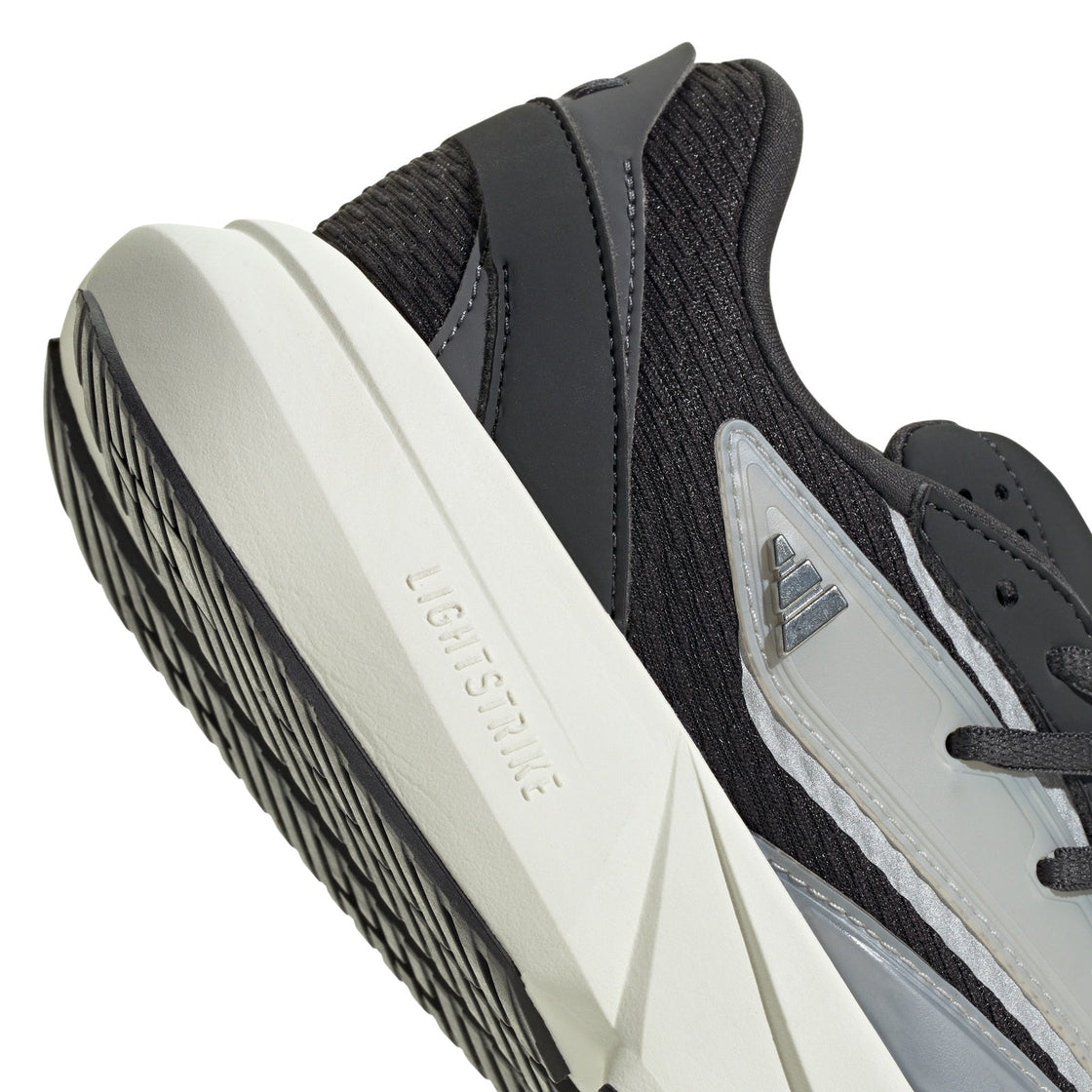 JS4255_9_FOOTWEAR_Photography_Detail View 2_transparent