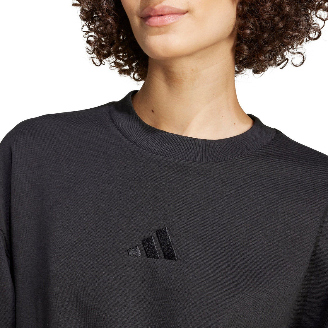 IX3812_7_APPAREL_On Model_Detail View 1_transparent
