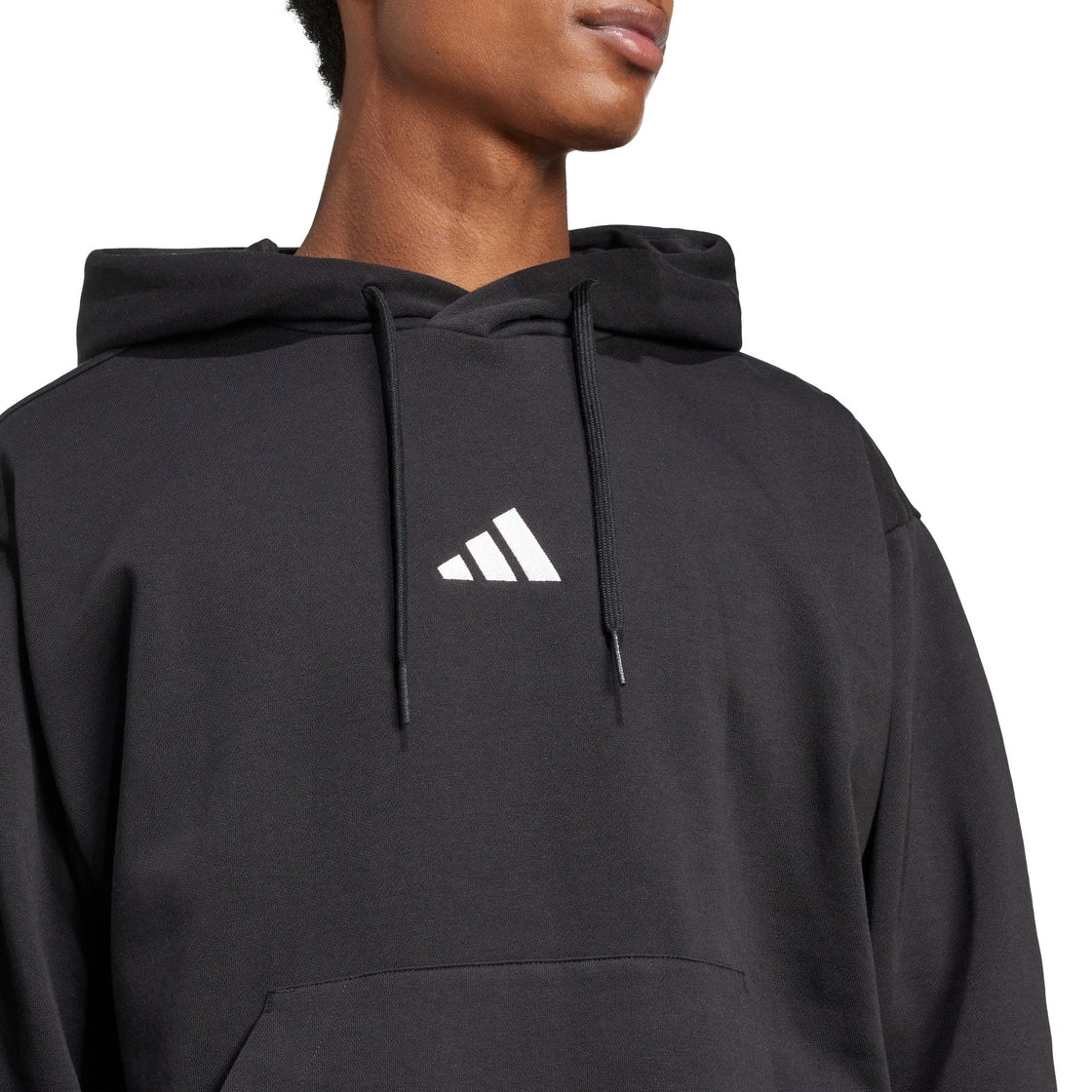 JE3807_7_APPAREL_On Model_Detail View 1_transparent