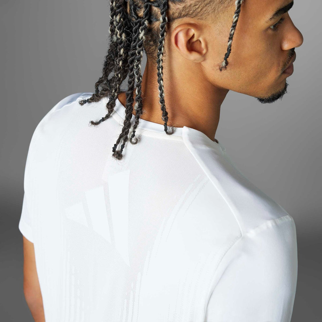 JE5747_12_APPAREL_Photography_HeroMrktng View 6