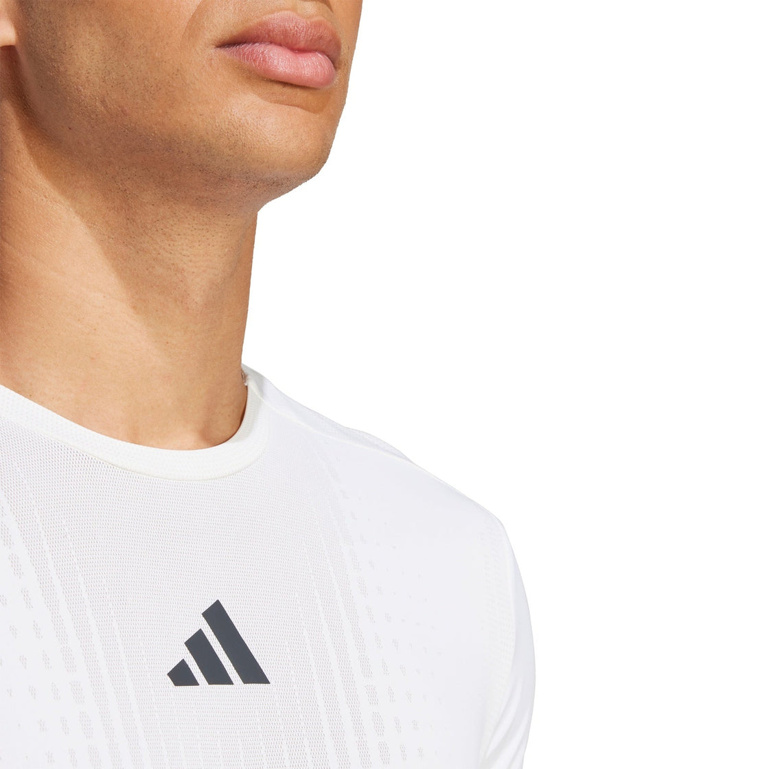 JE5747_5_APPAREL_On Model_Detail View 1_transparent